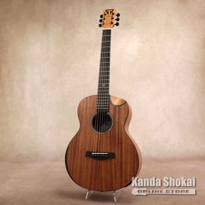 Traveler Guitar ( トラベラーギター )<br> Redlands Concert, Mahogany