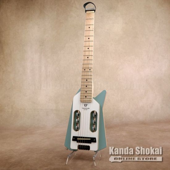Traveler Guitar ( トラベラーギター ) Ultra-Light EDGE, Blue and