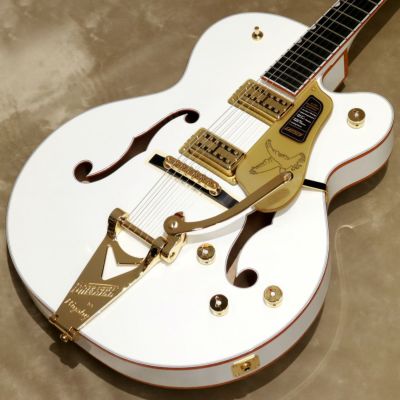 Gretsch ( グレッチ )<br> Falcon Hollow Body with String-Thru Bigsby and Gold Hardware, Ebony Fingerboard, White [S/N: JT25010370]